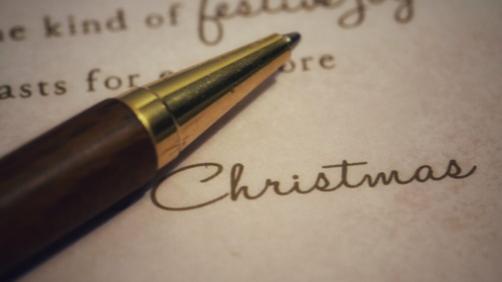 Как написать хорошую новогоднюю открытку?
