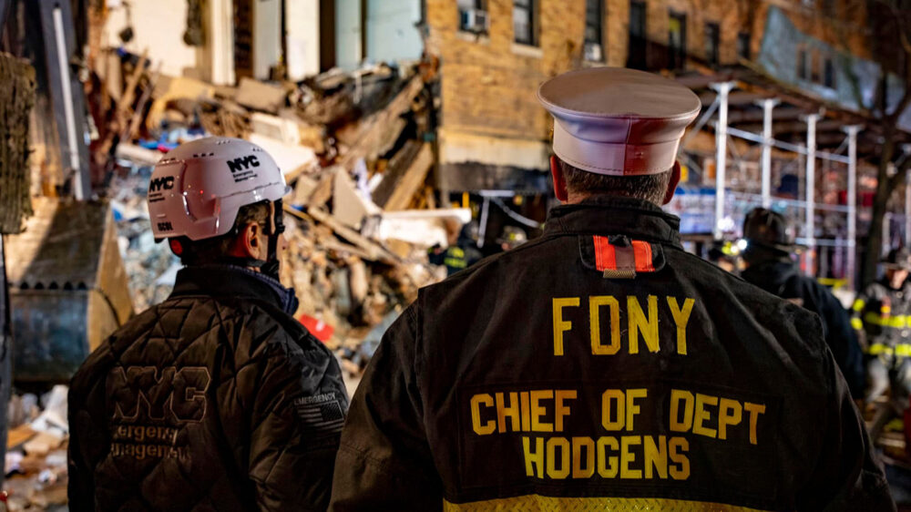 Обрушение семиэтажного дома в Бронксе обошлось без жертв