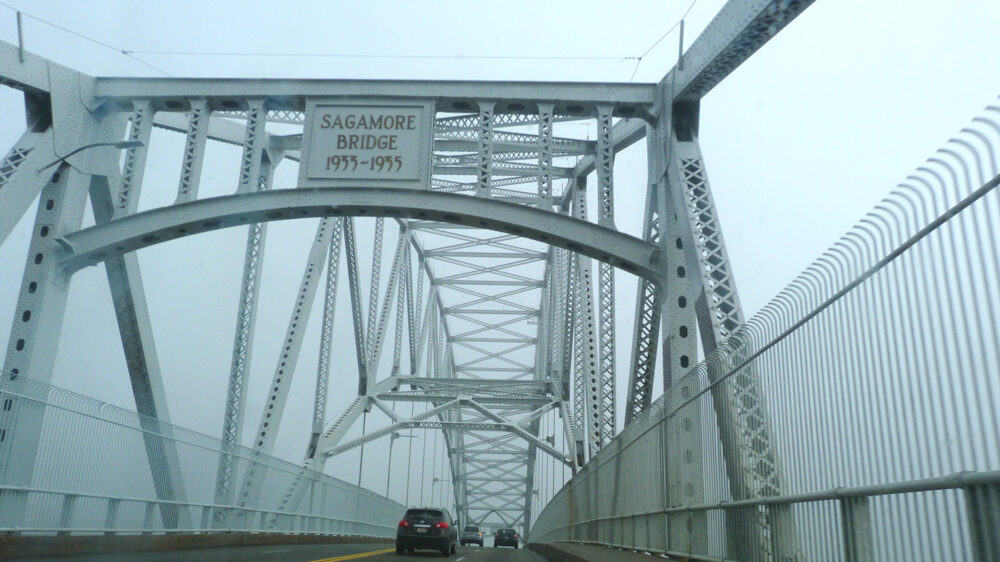 Массачусетс получил $372 млн на замену 90-летних мостов
