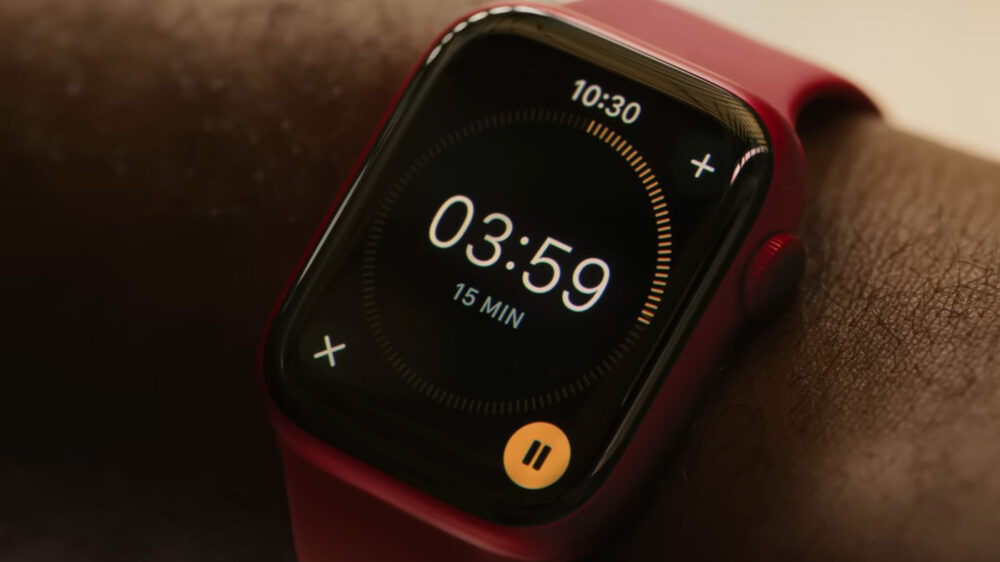 Суд в США временно позволил Apple вернуть в продажу умные часы