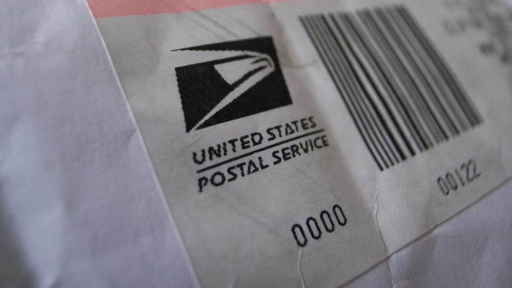 Почтовая служба США повышает цены на марки и доставку