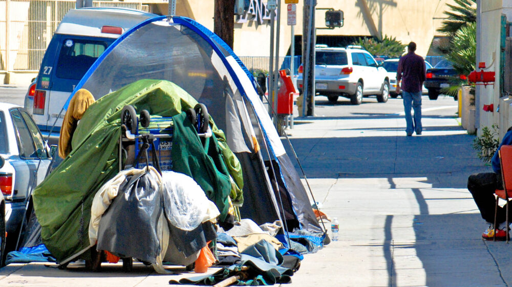 Верховный суд США решит, можно ли бездомным спать на улице