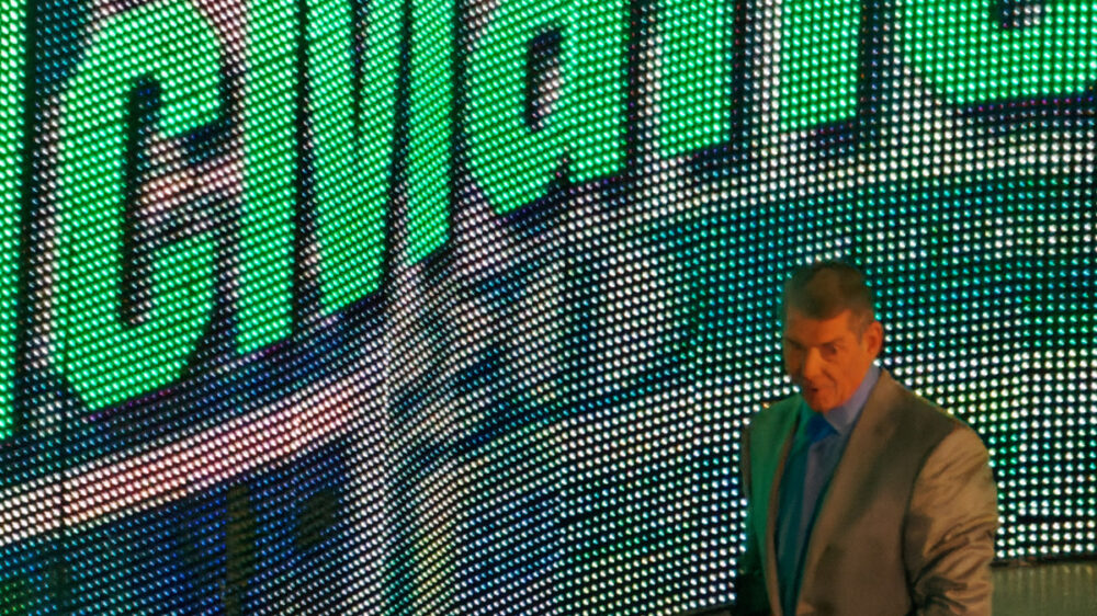 Основателя реслинг-промоушна WWE Макмэна обвинили в сексуальном насилии и торговле людьми