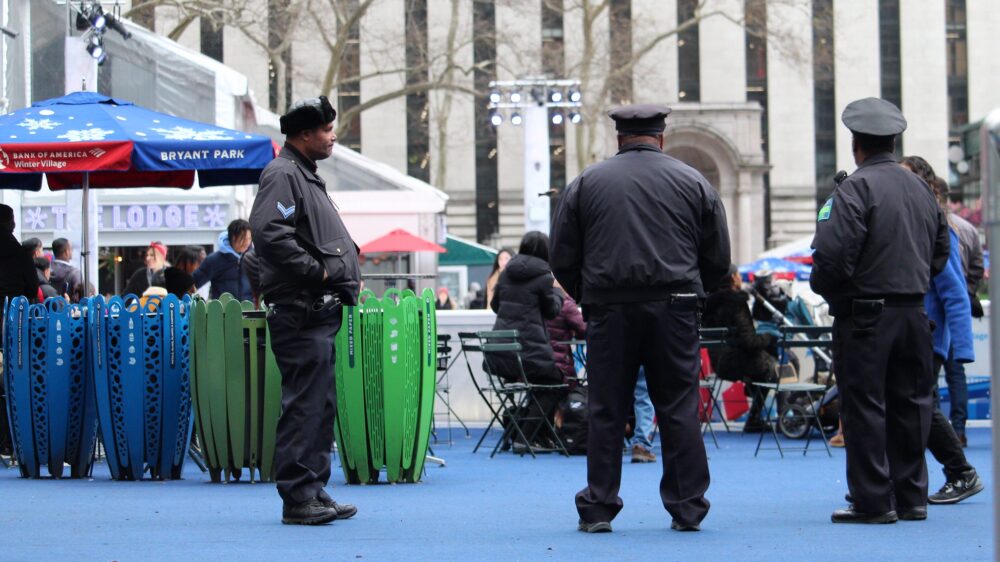 Арестованы мигранты, напавшие на полицейских на Таймс-сквер
