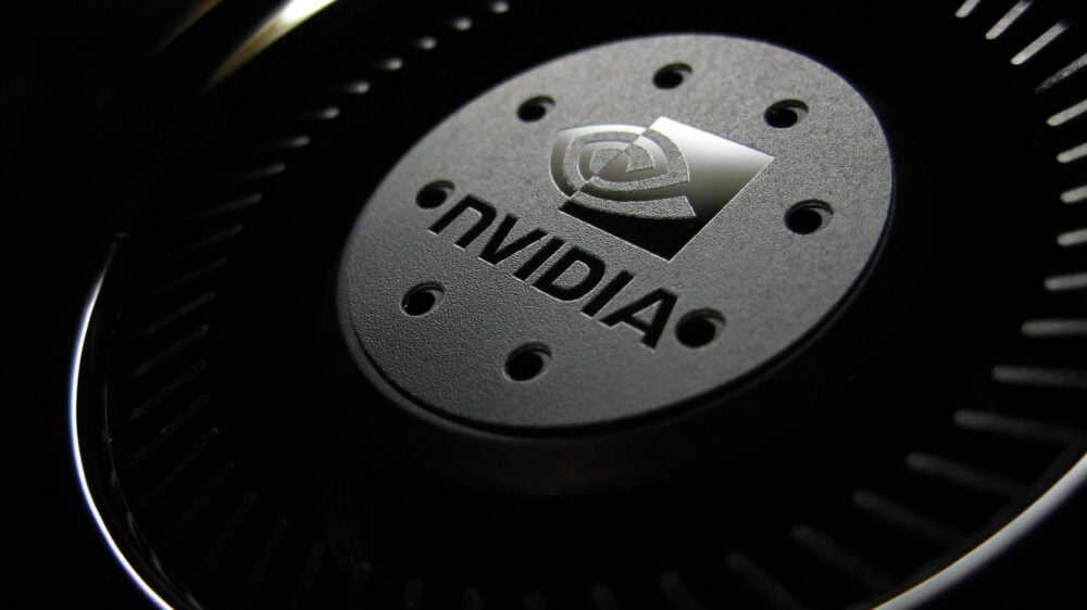Капитализация Nvidia достигла $2 трлн после объявления о рекордной выручке компании