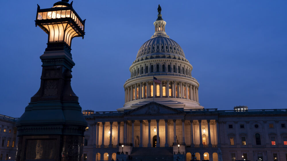 Сенат поддержал альтернативный законопроект о помощи Израилю и Украине