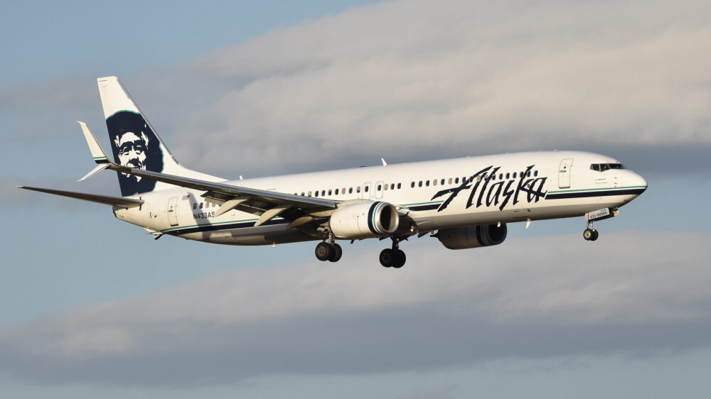Пассажиров боинга Alaska Airlines с оторвавшейся дверцей могут признать жертвами преступления