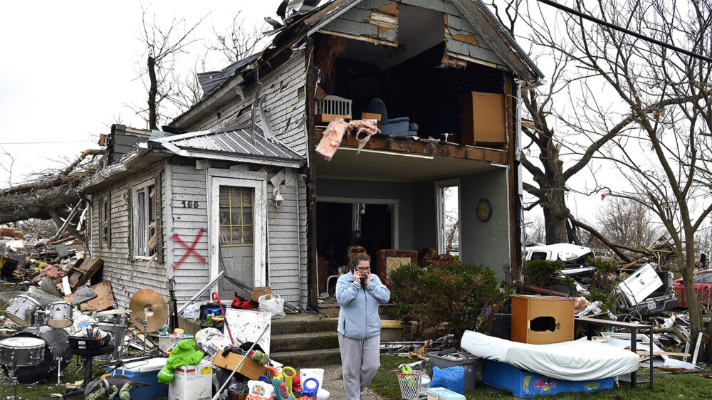 Губернатор Огайо объявил режим ЧС после трех смертей из-за торнадо