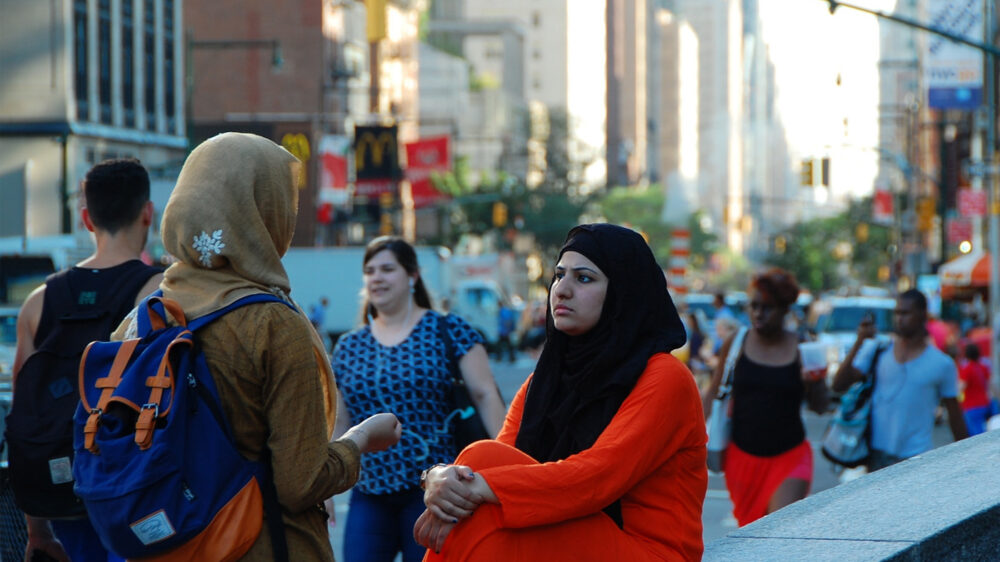 Нью-Йорк выплатит $17,5 млн по иску мусульманок, которых заставили снять хиджаб