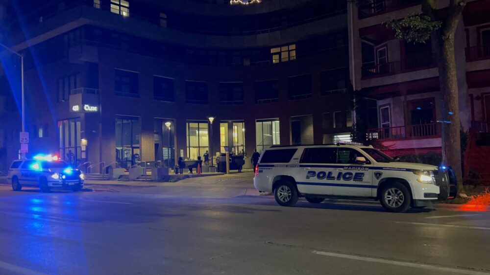 Стрельба на крыше на вечеринке в Висконсине — около 10 подростков ранены