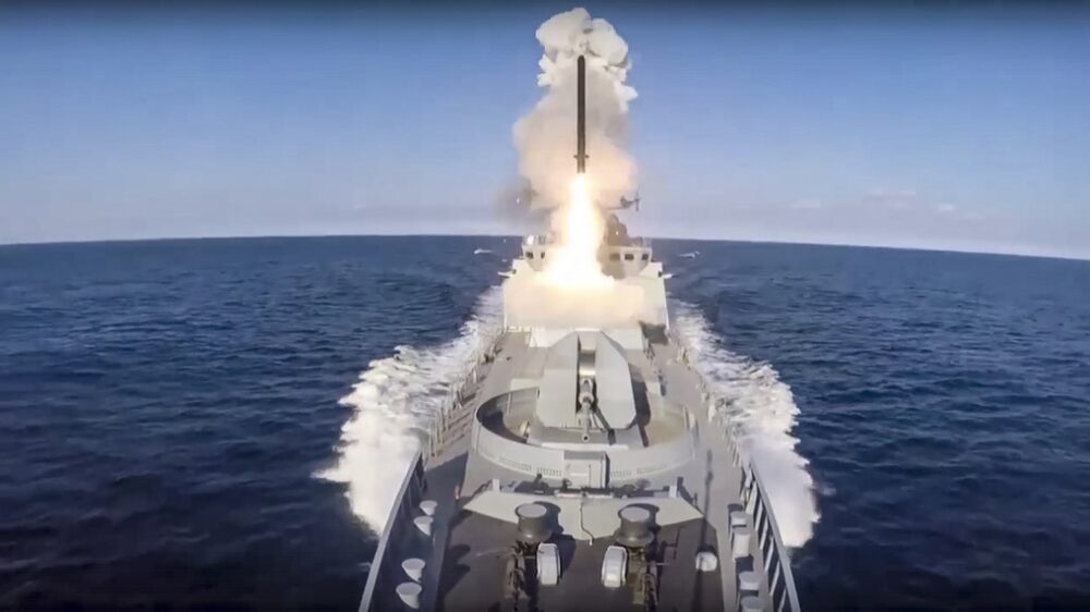 Россия собирается провести военно-морские учения в Карибском море
