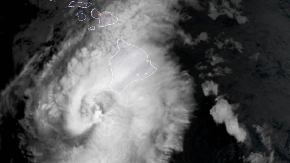 Красный флаг: ураган «Хон» подошел к Гавайям, но несколько угроз удалось избежать