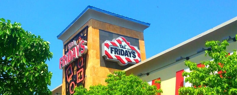 TGI Fridays закрывает почти 50 ресторанов в США, возможное банкротство угрожает сети