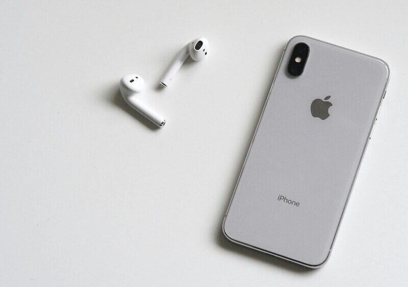 Apple выплатит компенсации владельцам устройств с Siri: как получить деньги?