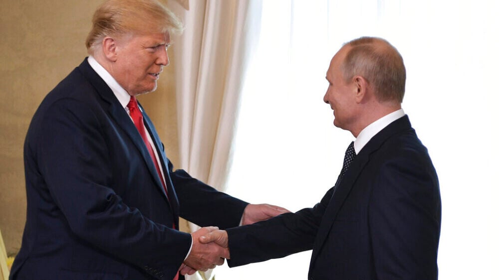 Трамп готов участвовать в переговорах о мире в Украине — если будет Путин
