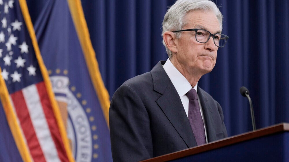 ФРС США сохранила процентную ставку на уровне 4,25-4,5%