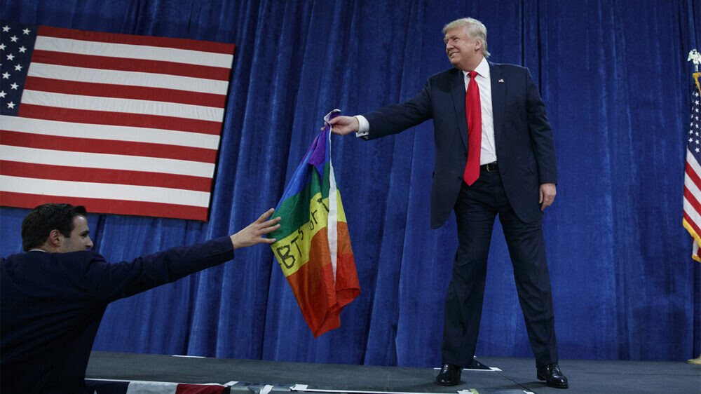 Трамп убил прайд? Месяц гордости ЛГБТК+ хотят превратить в «месяц семьи» в США, а гей-парады теряют спонсоров