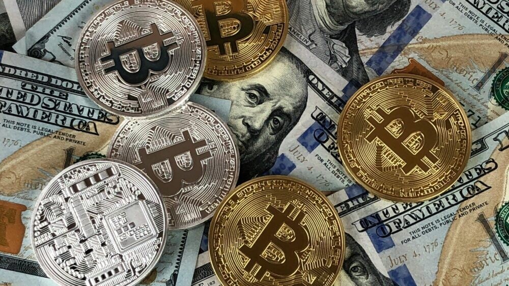 Семья Трампа приобрела $2 млрд в биткойнах на фоне подписания «гениального» закона
