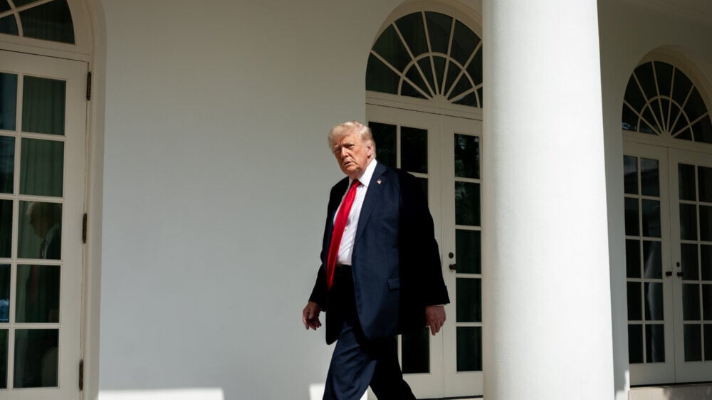Трамп может разрешить украинским беженцам остаться в США до завершения конфликта с Россией