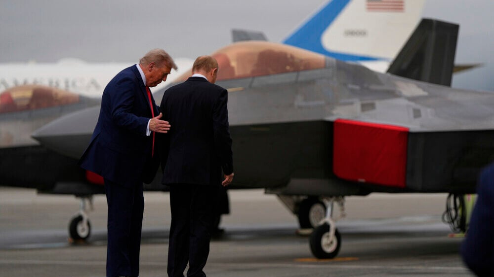 Путина на Аляске «встречали» истребители, обычно перехватывающие российские самолеты вдоль границы