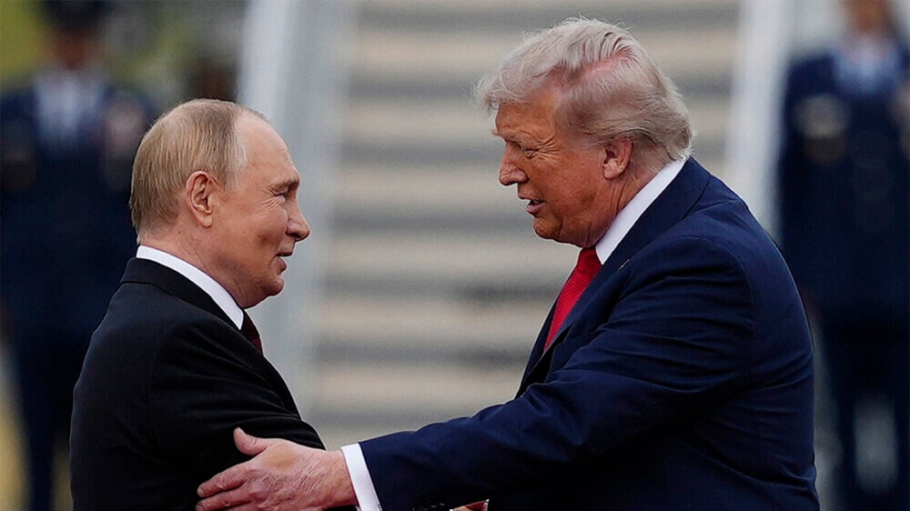 «Сразу мир, а не перемирие»: Зеленский едет в США вслед за Путиным, заявил Трамп