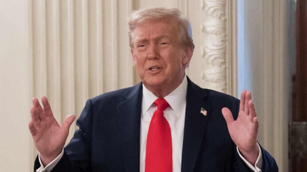 $6 млрд за один день: семьи Трампа и его переговорщика по Украине обогатились на запуске криптовалюты