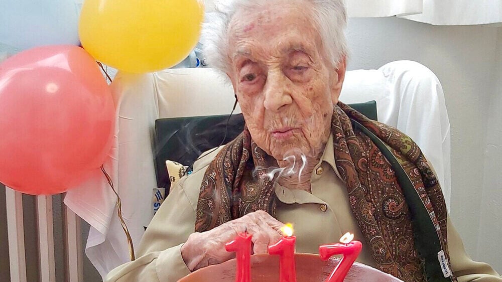 Сколько йогуртов ела 117-летняя долгожительница и как ей это помогло, выяснили ученые