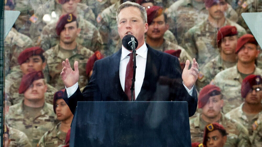 Кто такой Дэн Дрисколл, который стал ключевым переговорщиком США в украинском урегулировании?