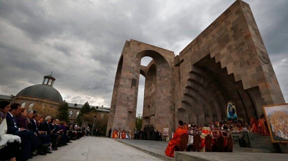 Американский адвокат рассказал RTVI US, зачем защищает армянского бизнесмена и апостольскую церковь