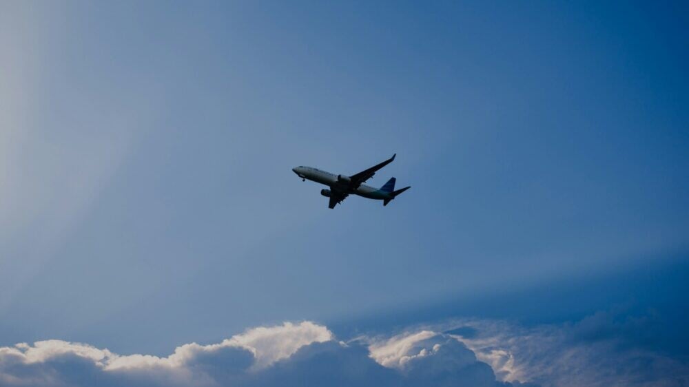 Трамп объявил о закрытии неба над Венесуэлой — СМИ увидели в этом угрозу авиаударов