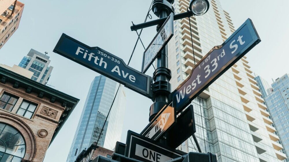 «Черная пятница» в Нью-Йорке обернулась арестами — магазины Apple и Zara стали центром протеста