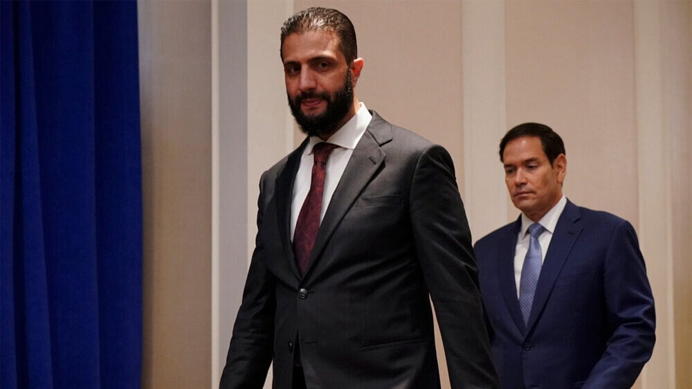 «Прощупать Трампа»: что визит аш-Шараа в США даст Сирии и России, рассказал политолог