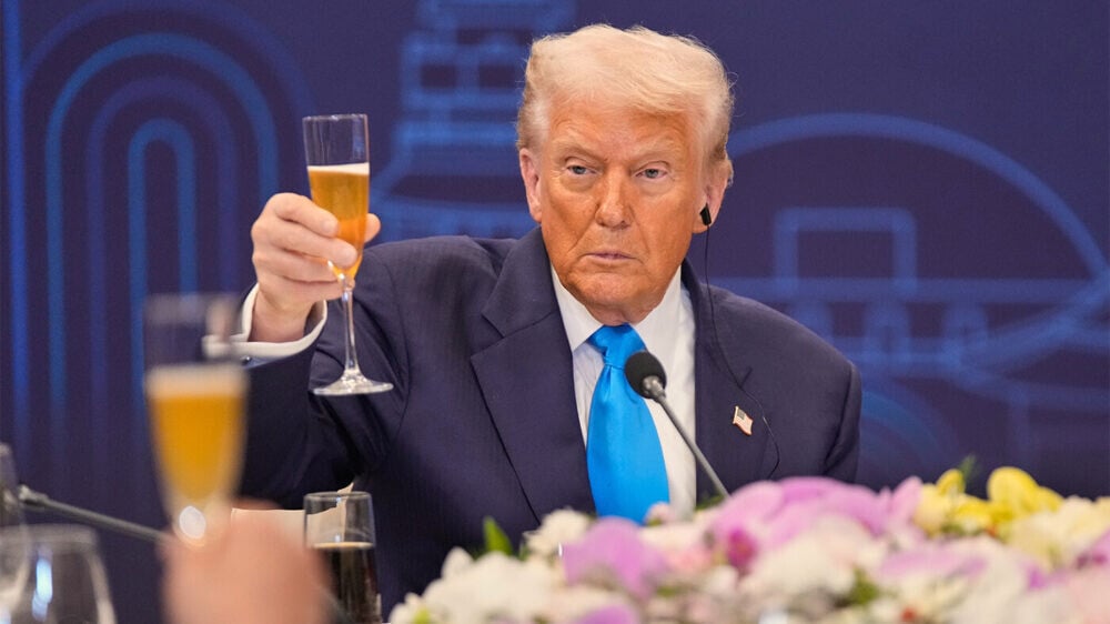 Трамп выпустил водку с «американским духом», открыт предзаказ