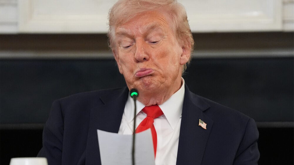 Трамп остался должен $1 млн по иску к Клинтон из-за «российского досье»