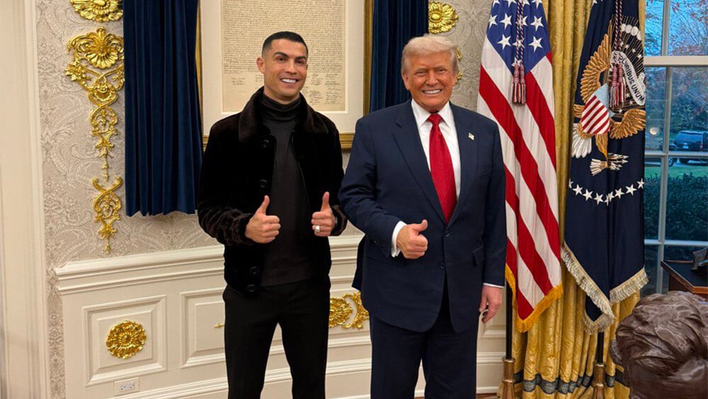 «Два козла»: Трамп попал на видео с Криштиану Роналду в Белом доме