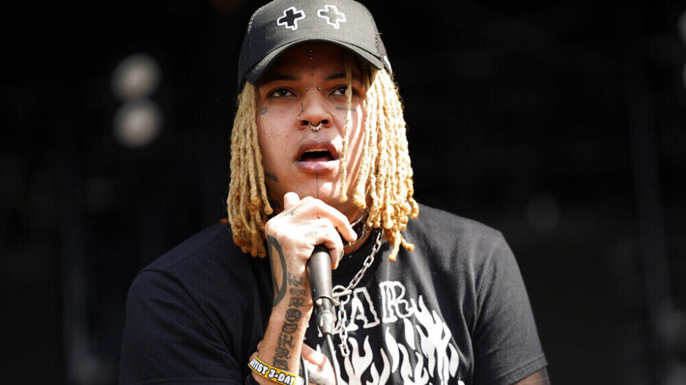 Автор песни «Выбирай жизнь» Poorstacy умер в 26 лет. Причину смерти рэпера обсуждают в интернете