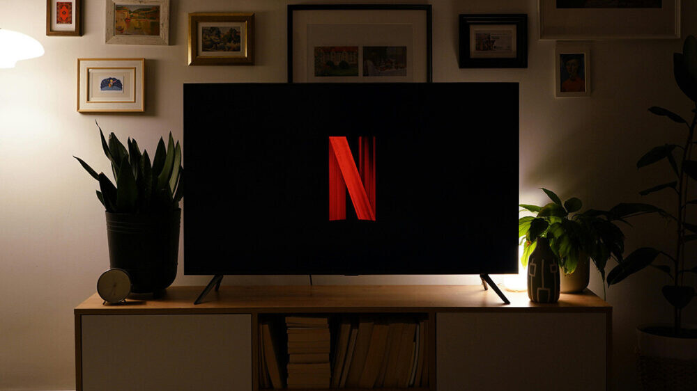 Рост цен и сокращение рабочих мест: слияние Netflix и Warner Bros. оценили эксперты