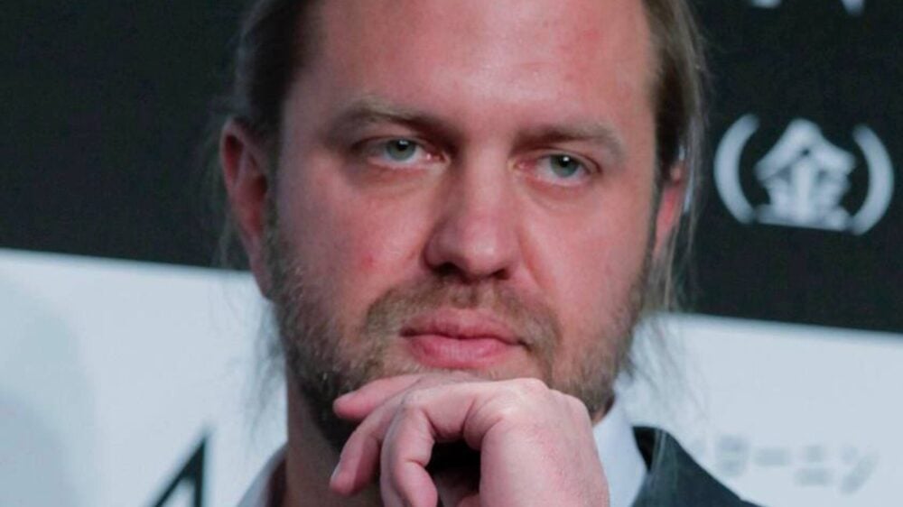 Потратил $11 млн из бюджета Netflix на матрасы и белье: режиссеру «47 ронинов» грозит до 90 лет тюрьмы